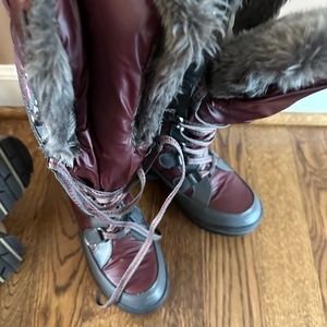 Aldo Boots size 6  warm and cozy